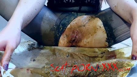 Anna Coprofield - Black Pantyhose Diarrhea Ass Spoiled - Shit In Pantyhose - Smearing, Solo [FullHD 1080p]