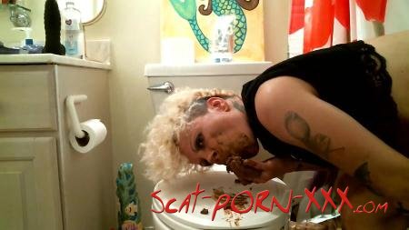 Juicy Julia - Shit Eater - Blonde Scat - Smear, Solo [FullHD 1080p]