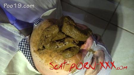 MilanaSmelly - Accelerated eating of shit - Toilet Slavery - Scat Porn, Humiliation [FullHD 1080p]