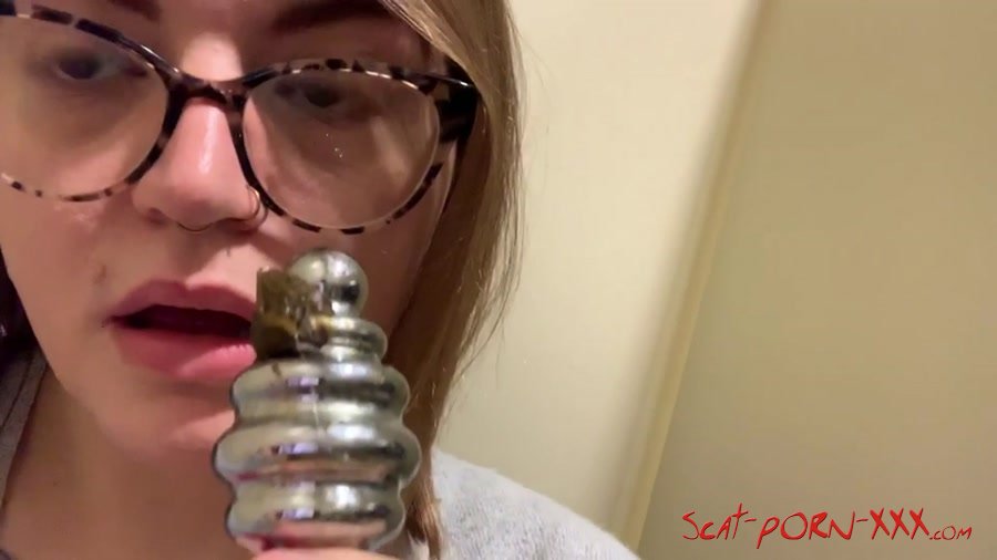 worthlessholes - Eating shit from plug and edging - Scatting - Toys, Teen [FullHD 1080p]