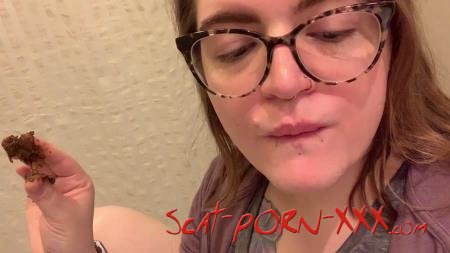 worthlessholes - Eating and playing with shit - Shit Amateur - Solo, Young [FullHD 1080p]