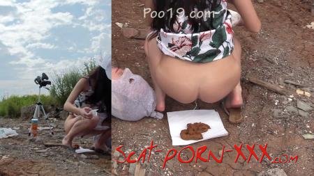 MilanaSmelly - Look - now you have to eat it - Toilet Slavery - Outdoor, Domination [FullHD 1080p]