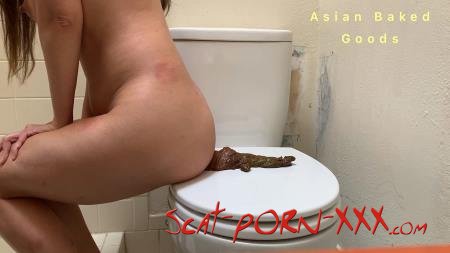 Marinayam19 - Shit side ways on the toilet seat - Scatting Girl - Solo, Amateur [FullHD 1080p]