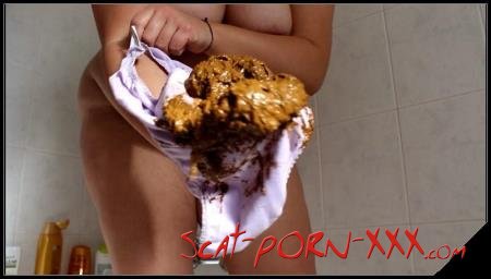 Luna Hellborn - After Holidays Panty Pooping - Scatshop.com - Solo, Girl, Bathroom [FullHD 1080p]
