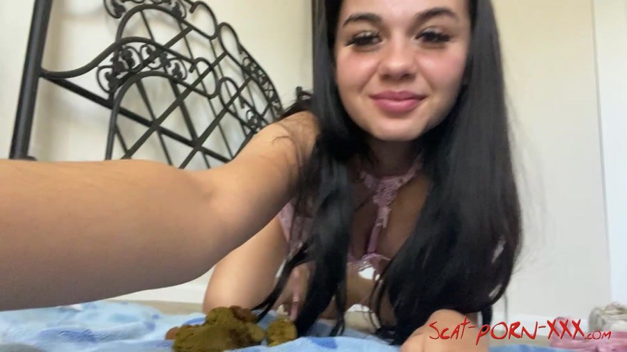 Sexcsugarr - Sexy goddess enjoys smelling shit - New scat - Amateur, Solo, Teen [FullHD 1080p]