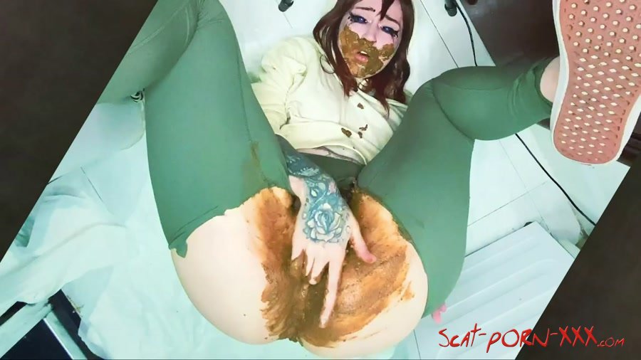SweetBettyParlour - Shitty squirt crazy toilet girl - Shits in Leggings - Teen, Solo, Defecation [FullHD 1080p]
