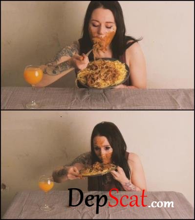 Shitting on pasta and play food scat fetish. - [Special #463] (Amateur shitting) (FullHD 1080p/763 MB)