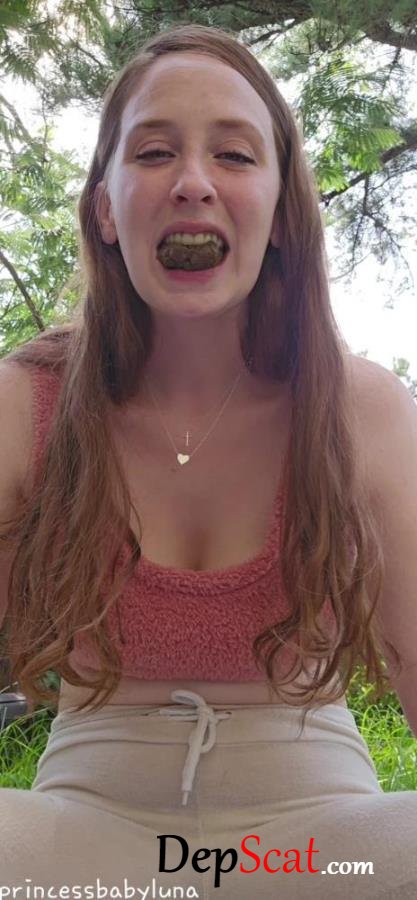 PrincessBabyLuna - Swallowing For The First Time - Eat Shit - Solo, Outdoor [UltraHD 2K]