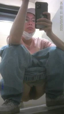 Spy Cam - Holds his white panties so as not to piss himself - Public Toilet - Solo, WC, Asian [FullHD 1080p]