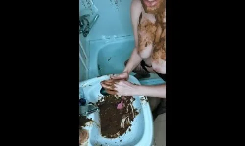 Scatlina - Cleaning the shitty sink - Scatbook -  [HD 720p]