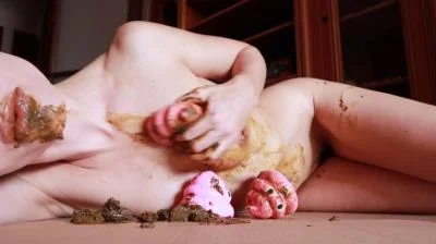 Sabrina Dacos - Pinkapoo - Scatting - Defecation, Solo [FullHD 1080p]