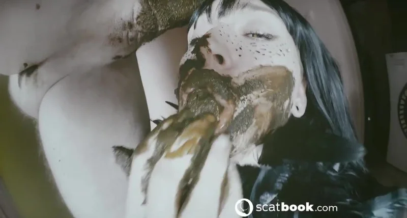 SweetBettyParlour - Enormous Huge Turd SCAT Blowjob x Eating - Scatbook -  [HD 720p]