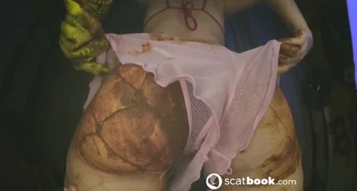 SweetBettyParlour - Two in OneEvil Clown Catch the Crap - Scatbook -  [FullHD 1080p]