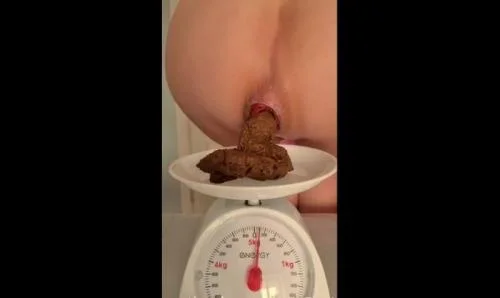 Scatlina - High speed shit eating - Scatbook -  [HD 720p]