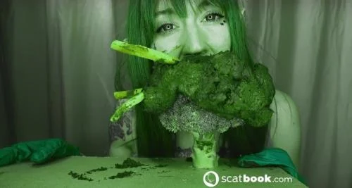SweetBettyParlour - I am the Green Giant - Scatbook -  [HD 720p]