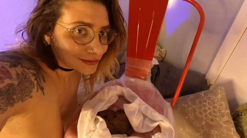 Lady Tsunam - 1st Panty Poop - Femscat.com - Solo, Big Pile [FullHD 1080p]