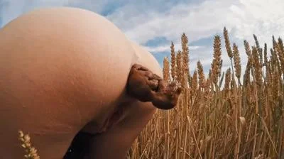 Mia Skye aka MiaRoxxx - HUGE Summer Field Poop - Filthygrid.com - Germany, Dirty Anal [HD 720p]