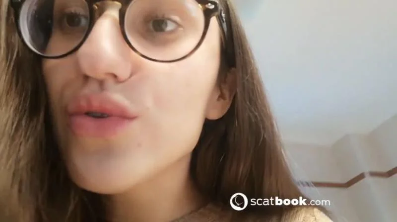 Miss Lith - Scat Darkfans - 06 - Scatbook - Spain, Toilet Slavery [HD 720p]