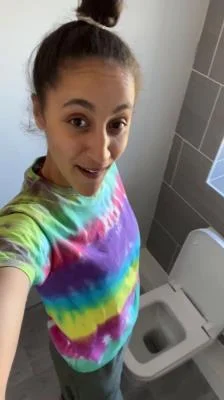 Ella Dearest aka Efro Ella - Silence In The Toilet - Scatbook.com - Solo, Defecation [FullHD 1080p]