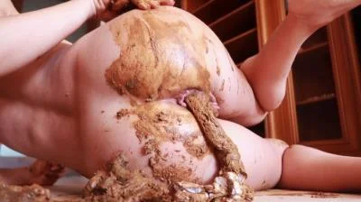 Sabrina Dacos - Thong Twister - Scatting - Defecation, Solo [FullHD 1080p]
