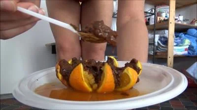 Mistress Roberta - Kaviar On Orange - Scatshop.com - Fetish, Romanian [SD]