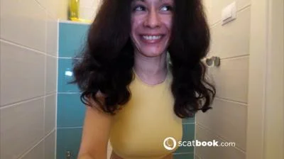 Stacy Bloom - Morning poo porcion, licking finger after my butt, licking toilet - Scatbook - Defecation, Solo [UltraHD 4K]