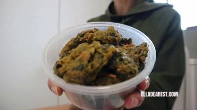 VEGGIE DELIGHT - Scatbook.com - Solo, Defecation [HD 720p]