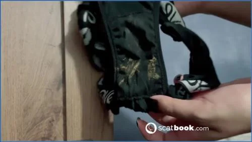 Casal Fist - Cagando mas calcas - Scatbook -  [HD 720p]