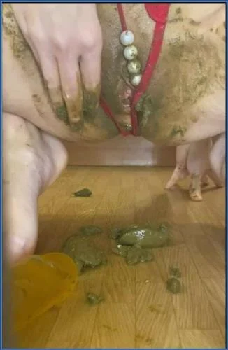 Veronika Pissing and Pooping Double Penetration with Shit Eating in Poop Scat Russia Scat Porn