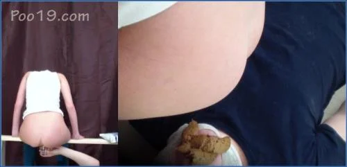 MilanaSmelly's Extreme Scat Play: Menstruation and Shit Eating