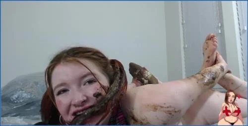 GingerCris Smearing Fun with Daddy Scat-Only in Solo Puke Scat Clip