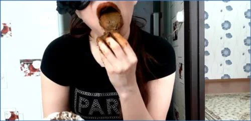 Dirty Betty Shits and Pees into Her Panties Then Eats It All in Femdom Scat