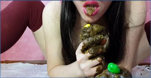 Anna Coprofield brings a Solo Scat video in The Most Sweet Dessert For You