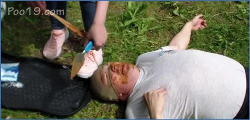 MilanaSmelly Shit Eating with Five Girls and Puke in Verbal Humiliation Scat Porn