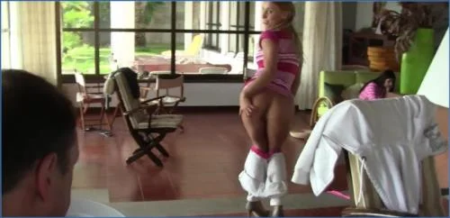 Princess Nikki Delivers Scat and Pissing Fetish in Hungary