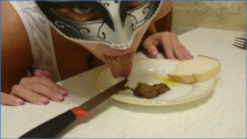 Brown Wife Performs Scat Play in I Eat Shit With Bread FullHD