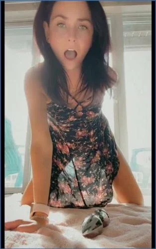 LilbuttLex Kaviar Online Plug Play 2 View USA- Ass to Mouth Pee Scat Porn