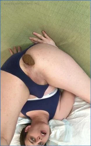 Emily Milk Smears and Plays with Three Day Load in hardcore Solo Scat Porn