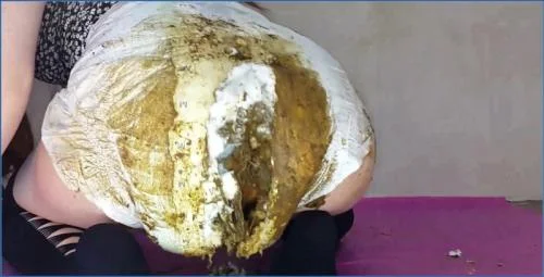 Anna Coprofield Shits, Smears, Eats Her Mess Solo in Let's Ruin My