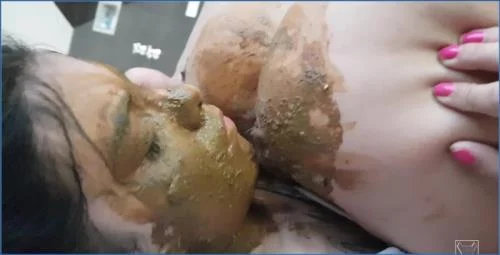 Lesbian Domination with Peeing and Shitting - Extreme Scat XL Face