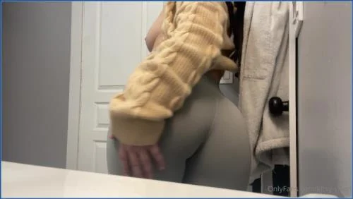 Queen Kitsy's Scat Dominates with Dirty Farts and Enema in Extreme