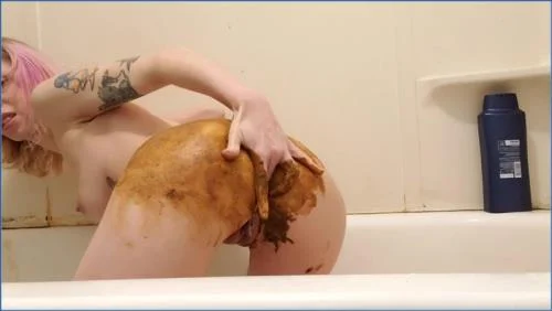 xxecstacy Defecates and Smears Her Fresh Poop Solo in This Explicit