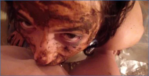AstraCelestial Shits and Smears in Lesbian Scat Thriller Muck