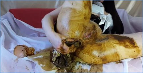 Anna Coprofield Shits and Smears in Solo Schoolgirl Panties Scat