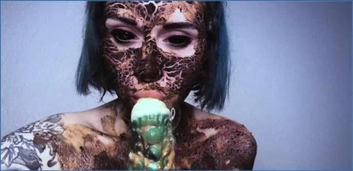 DirtyBetty Smearing Poop and Vomit in French Scat With Deep Smearing