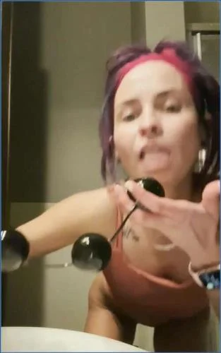 LilbuttLex Kaviar Feast: Watch Her Shit, Smear, and Enjoy Anal