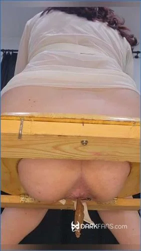 Domina Marbella Dominates with Facesitting and Scat - Free Spanish