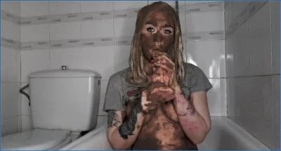 Top Model Betty Delivers Extreme Luxus Scat Play in Hardcore Kaviar Poop Fetish