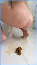 Filthy Skye Delivers Deep Enema Drive With Scat