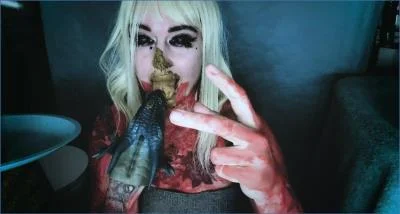 Scat Witch With Toy Featuring Sweet Betty Parlour